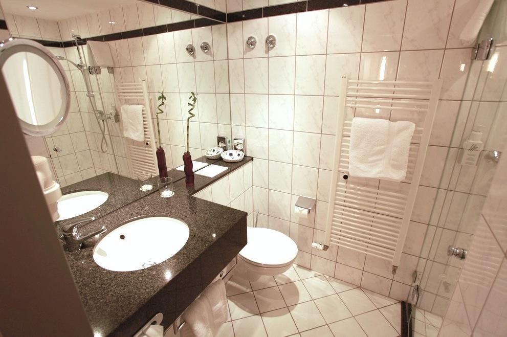 Hotel Friederichs Duisburg Szoba fotó